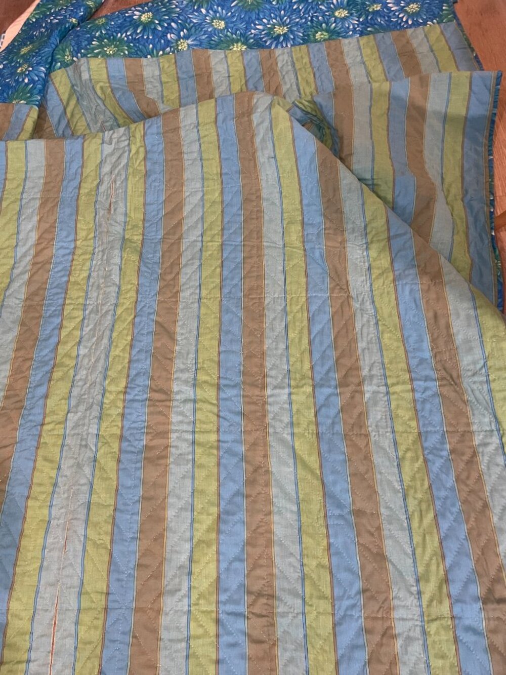 Homemade Quilt - Picture 8 of 13
